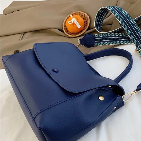 Brand new Blue flap bag - Picture 5 of 6